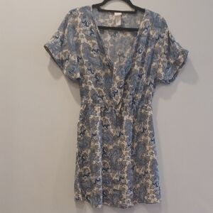 H&M Blue and Cream Paisley Dress